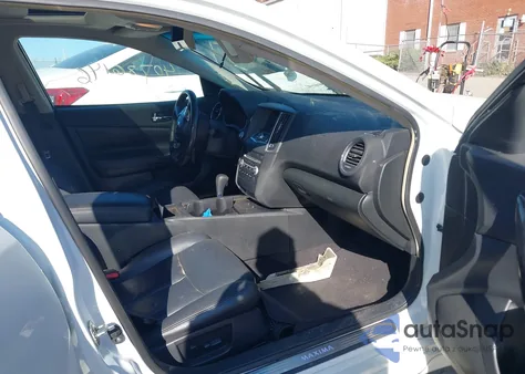 2014 Nissan Maxima 3.5 S z USA, uszkodzony, nr VIN 1N4AA5AP0EC447014